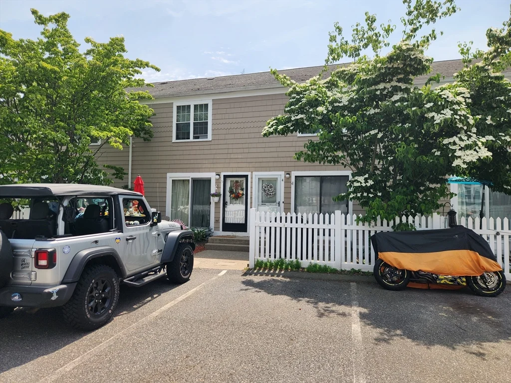 129 Lowell St, Peabody