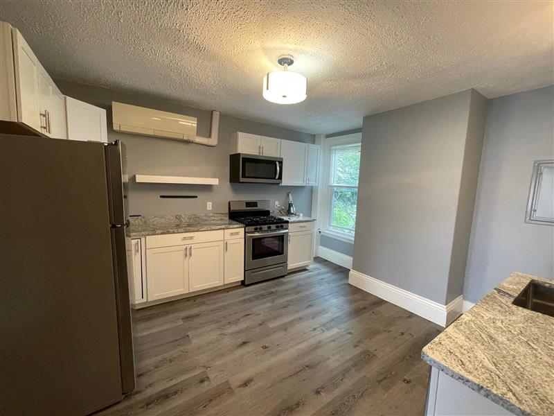 320 Somerville Ave, Prospect Hill