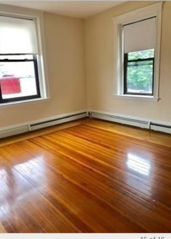 108 Bristol Rd, Somerville