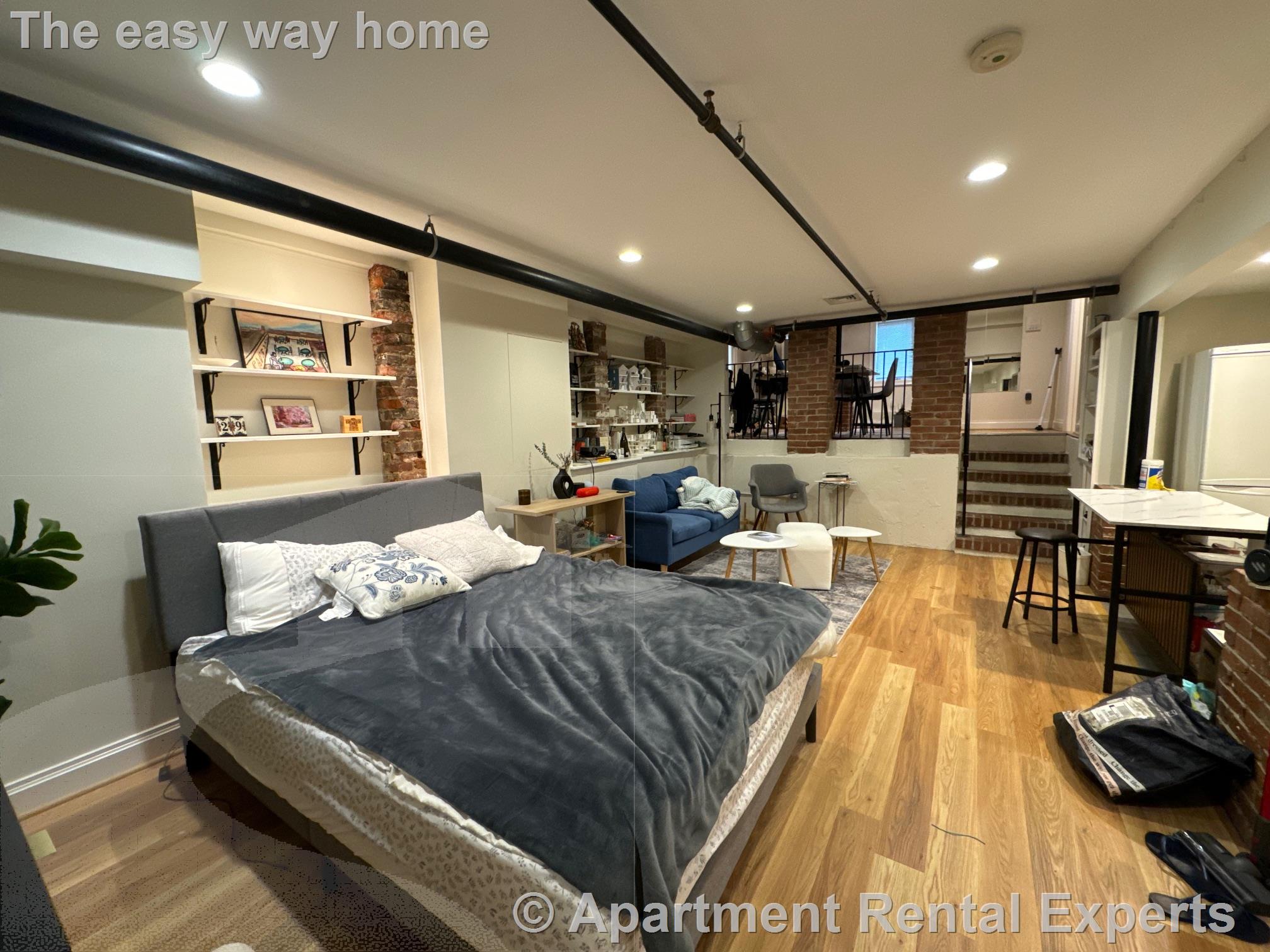 1110 Massachusetts Ave, Harvard Square