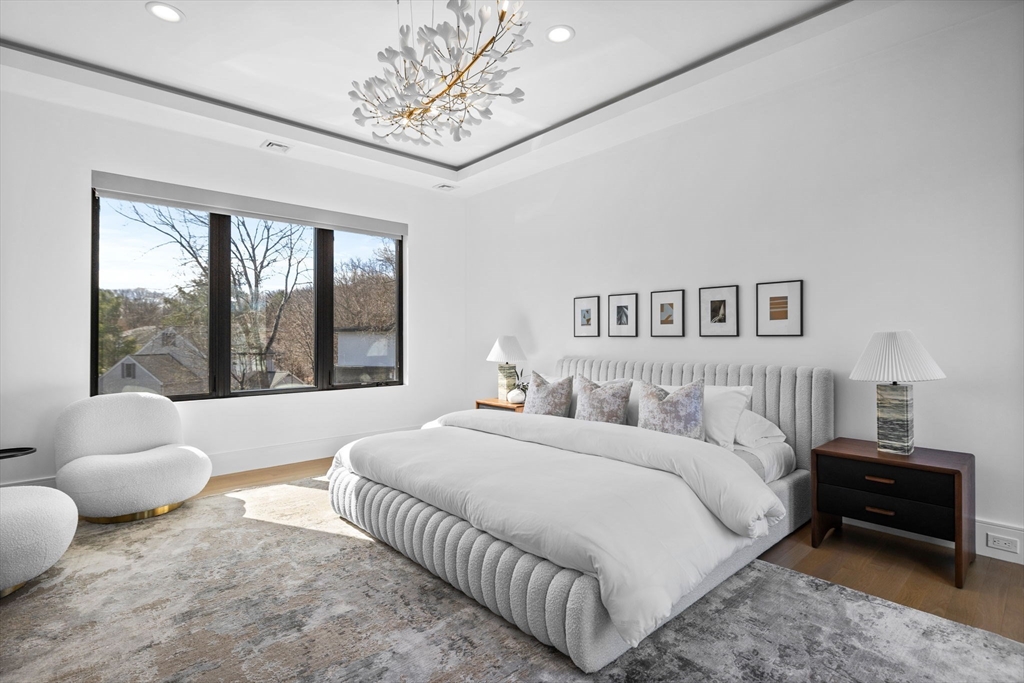 706 Saw Mill Brook Pkwy, Newton Center