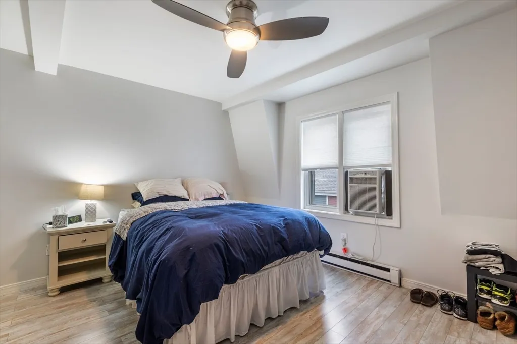 63 Bolton St, South Boston