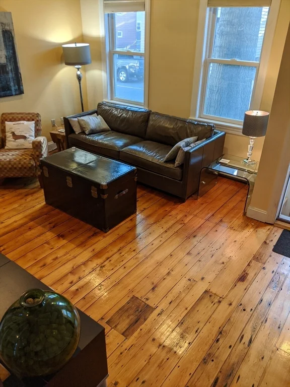 148 3rd St, East Cambridge