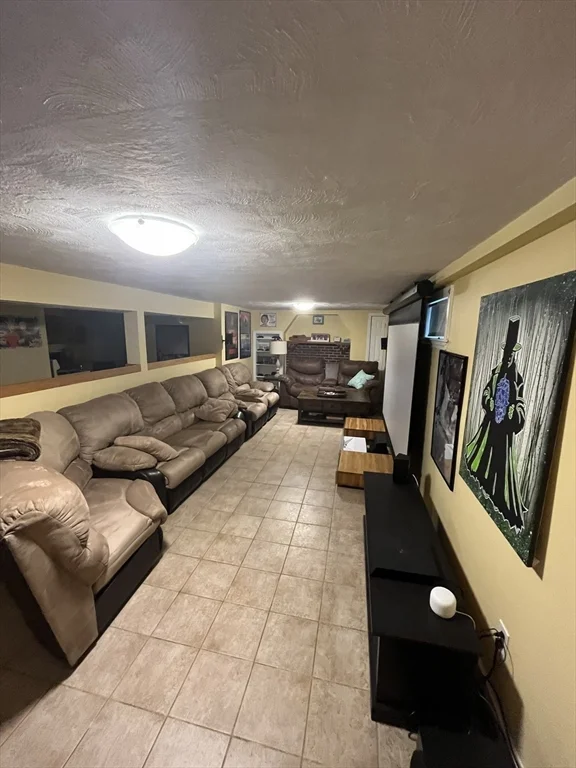 54 Mystic St, West Medford