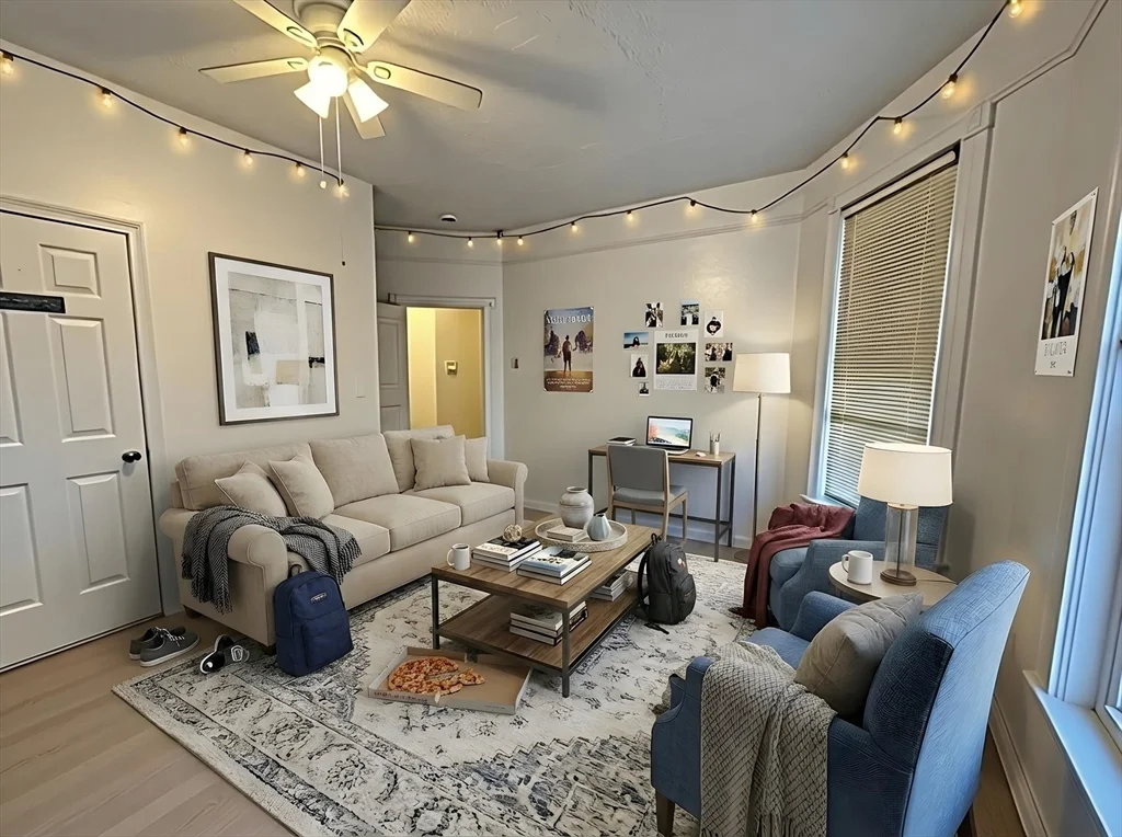 34 Cherokee, Mission Hill