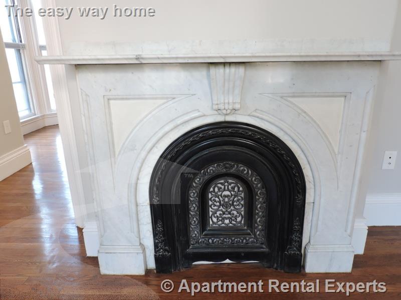 13 Pleasant St, Central Square