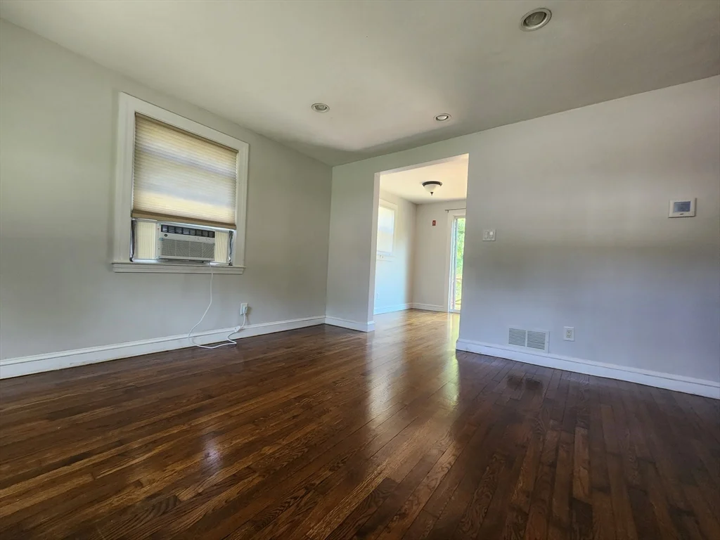 429 Forest St, Rockland