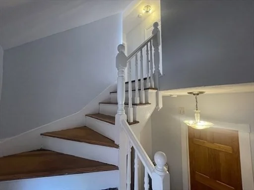 10 Delaware, East Somerville