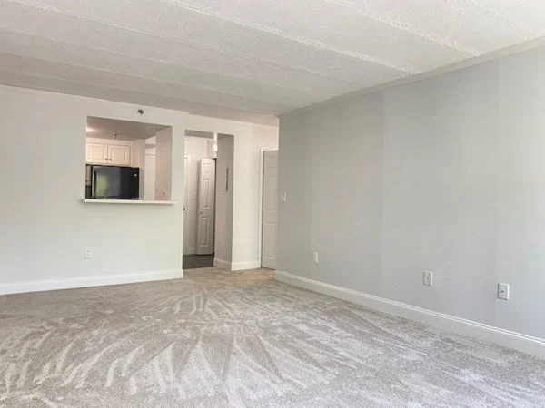 1933 Commonwealth Ave, Brighton