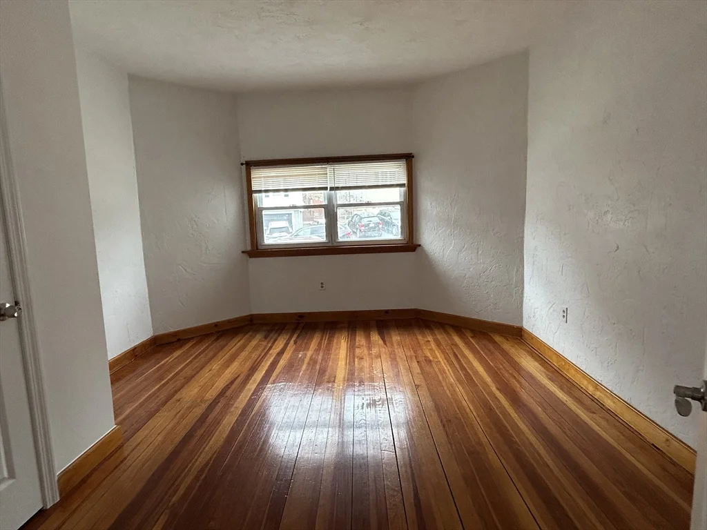 9 Starbird St, Malden