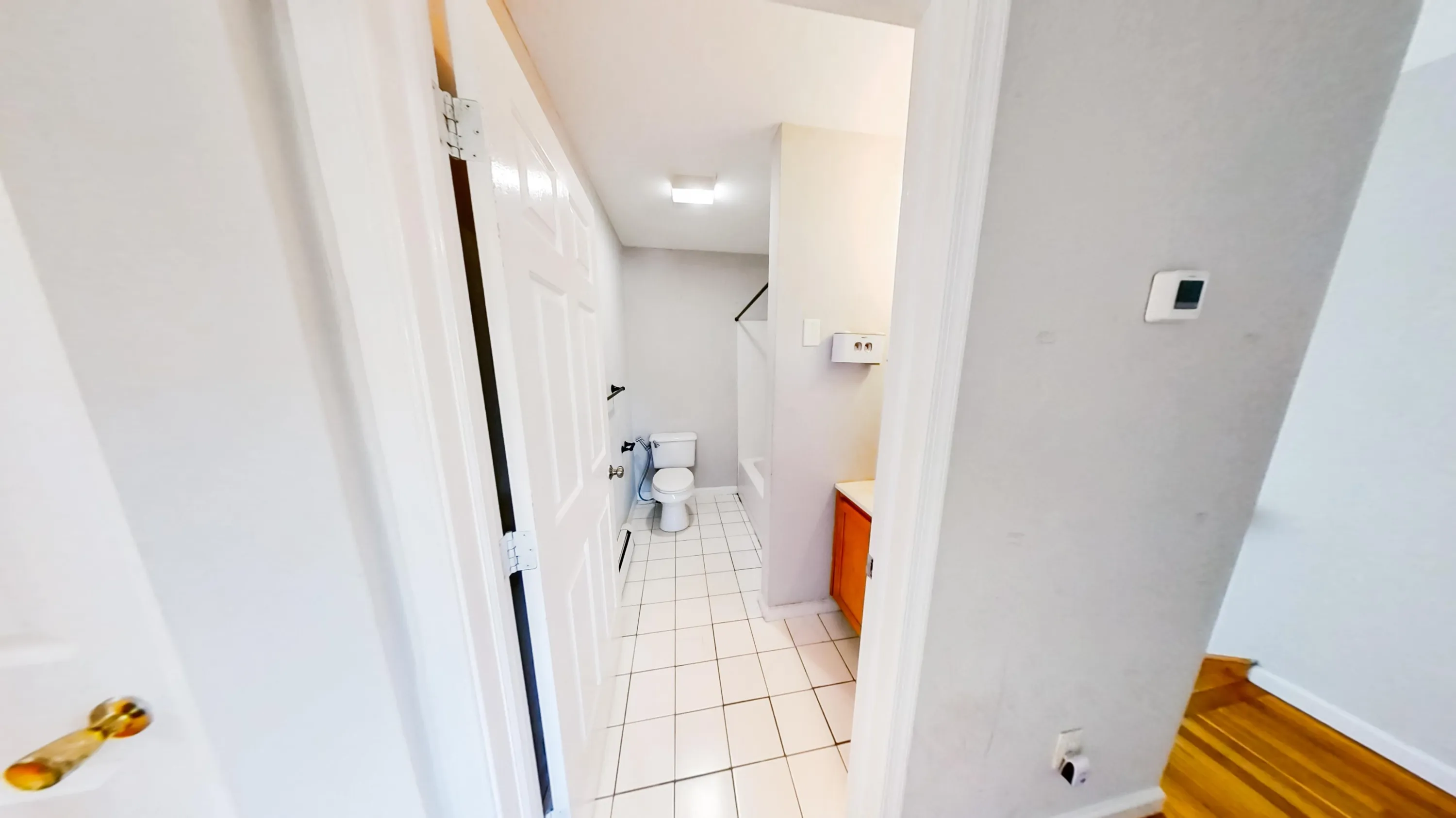 35 Juniper St, Roxbury