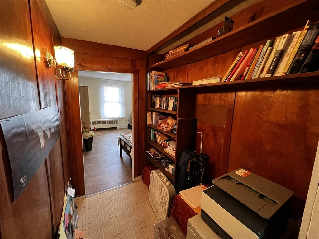 797 Main St, Amherst