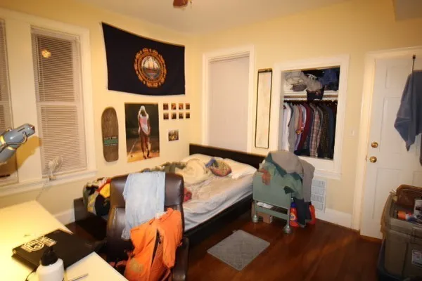 731 Parker St, Mission Hill