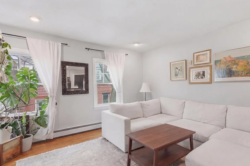 36 Washington St, Charlestown