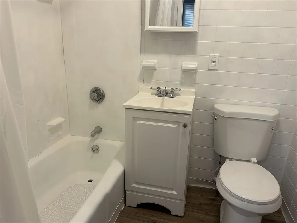 14 Monument Sq, Charlestown