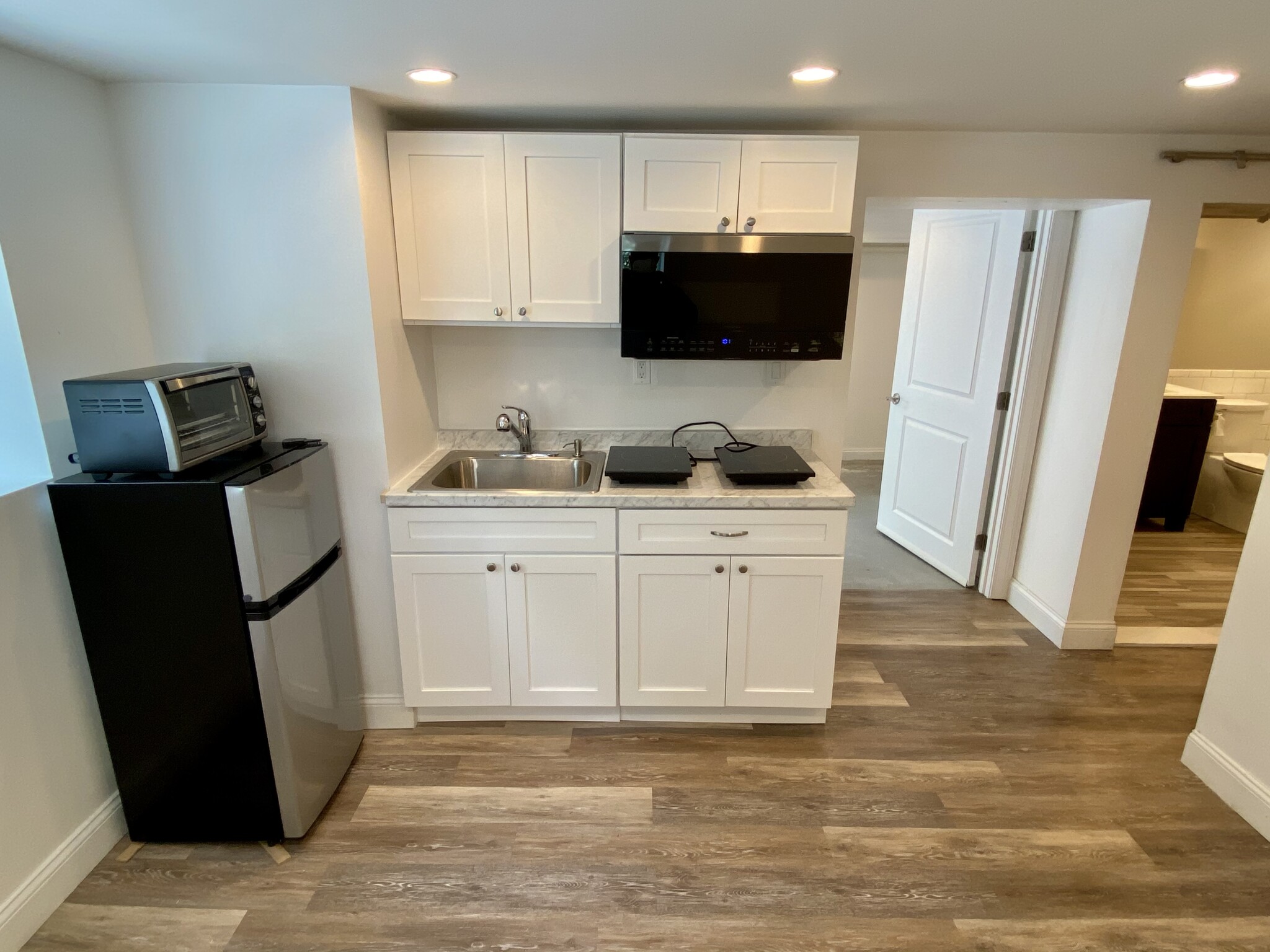 52 South Border Rd, Medford