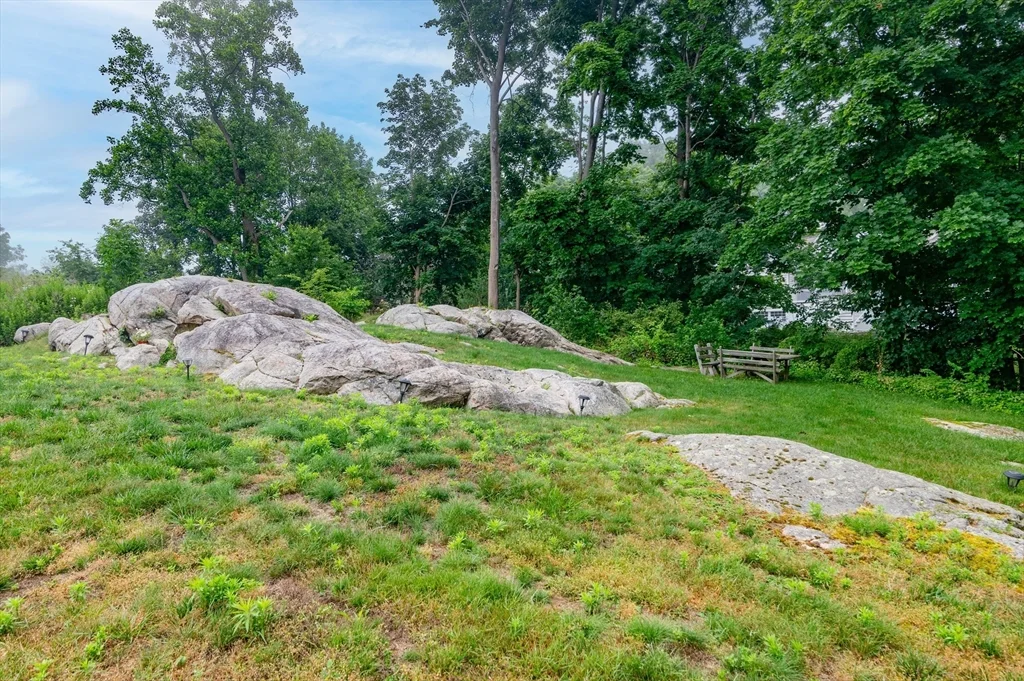 660 Jerusalem Rd, North Cohasset