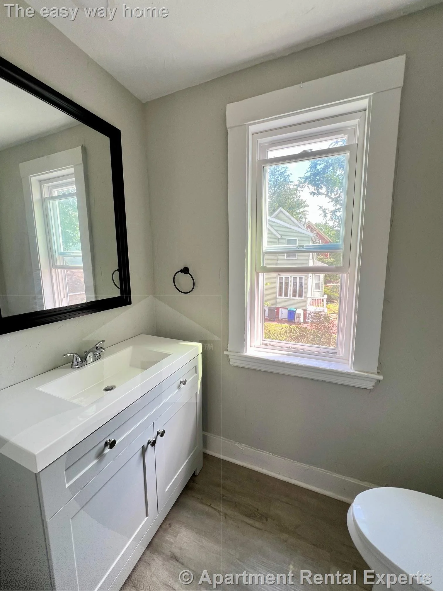 41 Simpson Ave, Davis Square