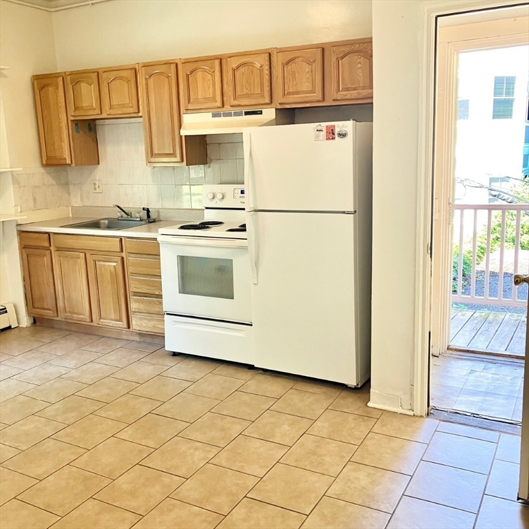 17 Carmel St, Mission Hill