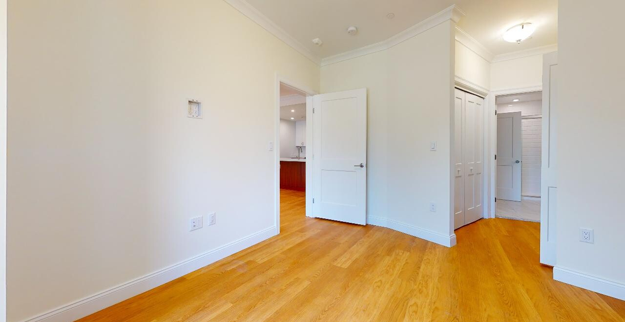 203 Ellery Ct, Chestnut Hill