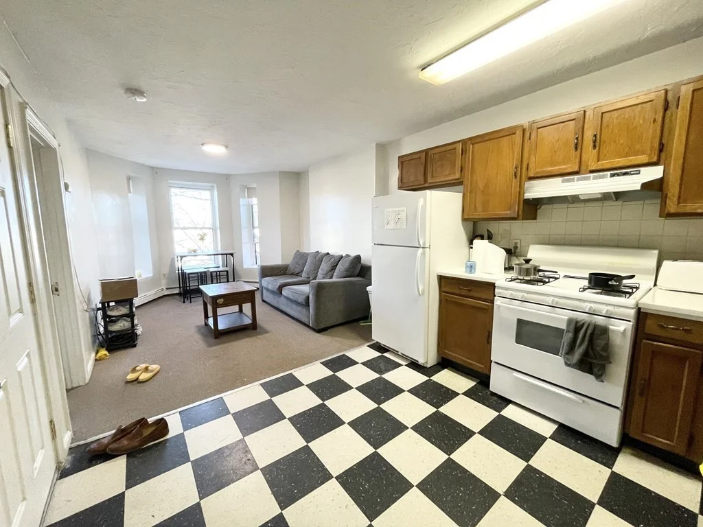 90 Hammond St, South End