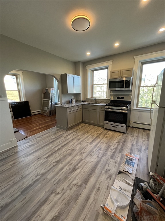 108 Bristol Rd, Medford