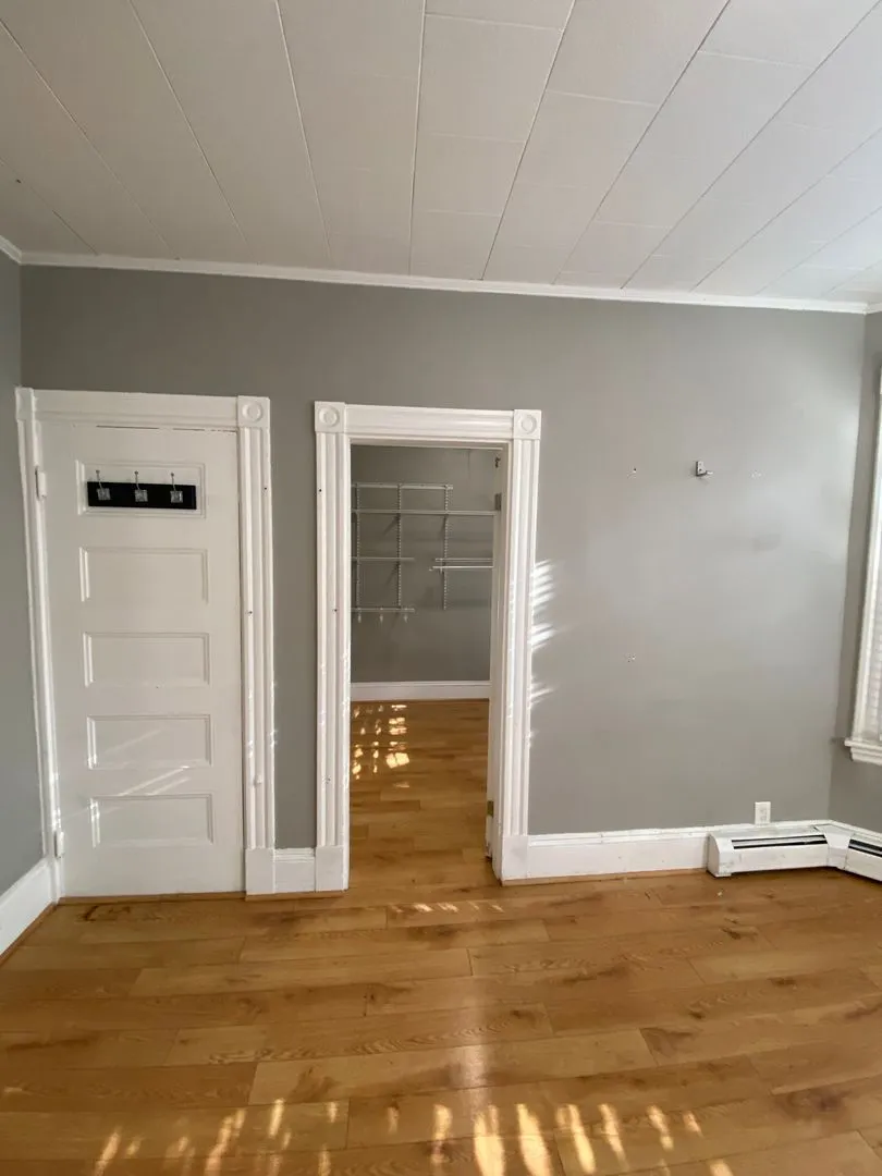 284 Chelsea Ter, East Boston