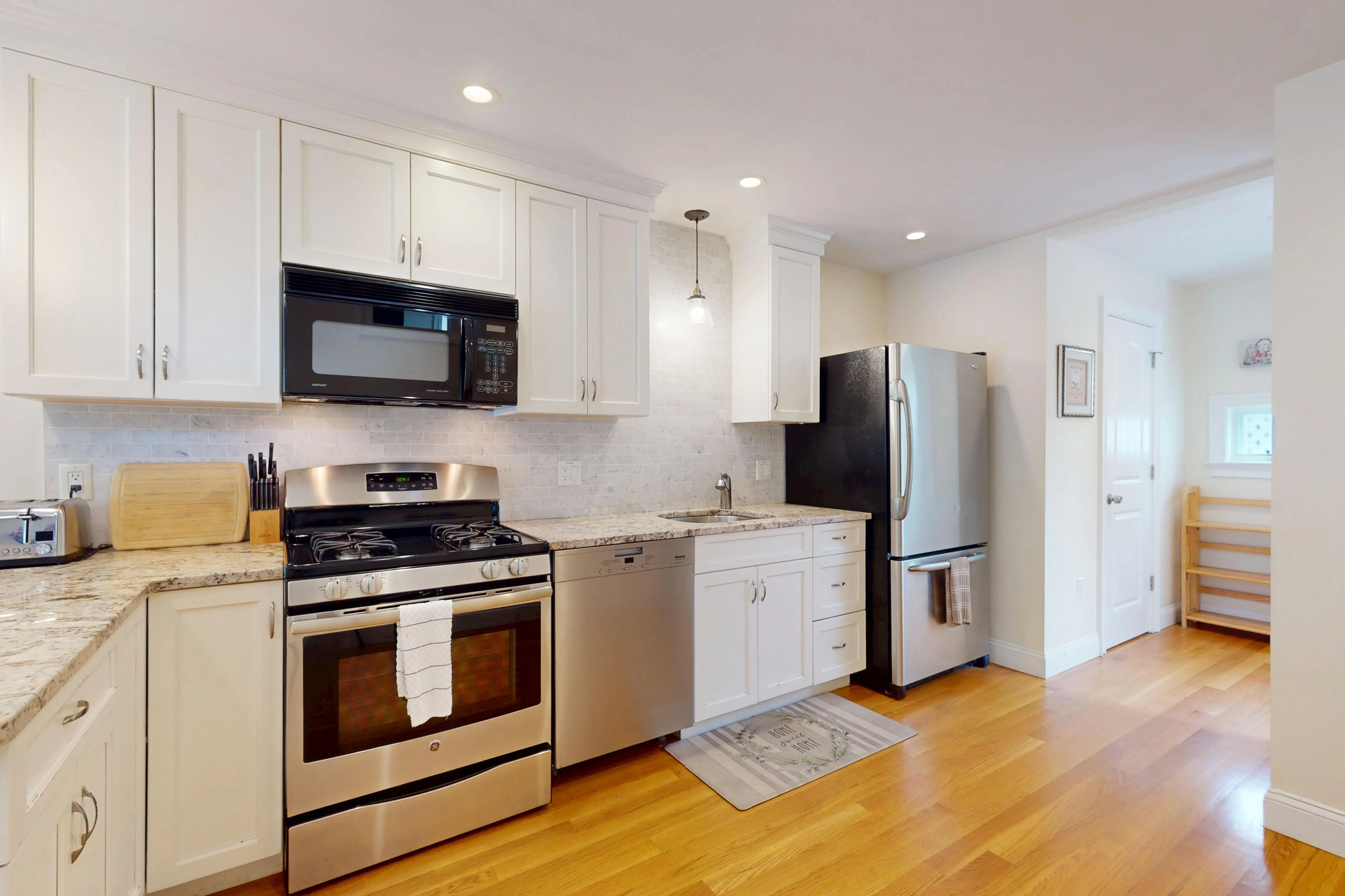 10 Bradbury St, Allston