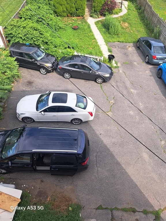 171 Vernon St, Quinsigamond Valley