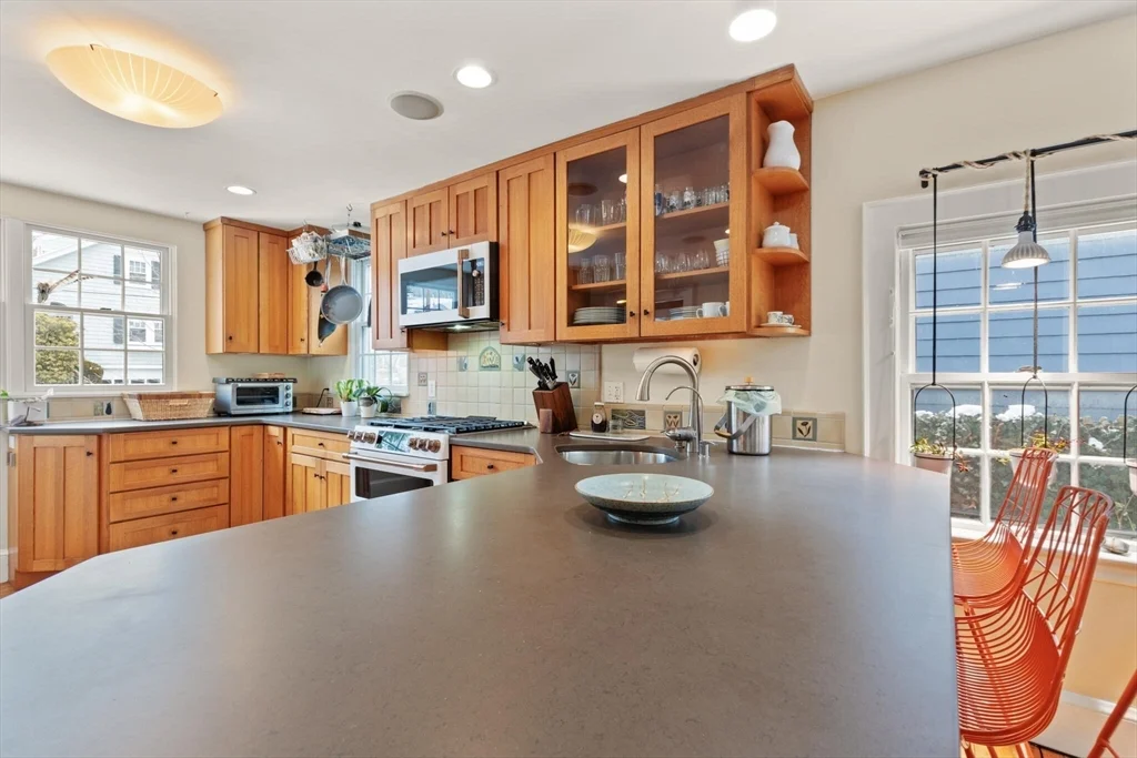 36 Joyce Rd, Medford