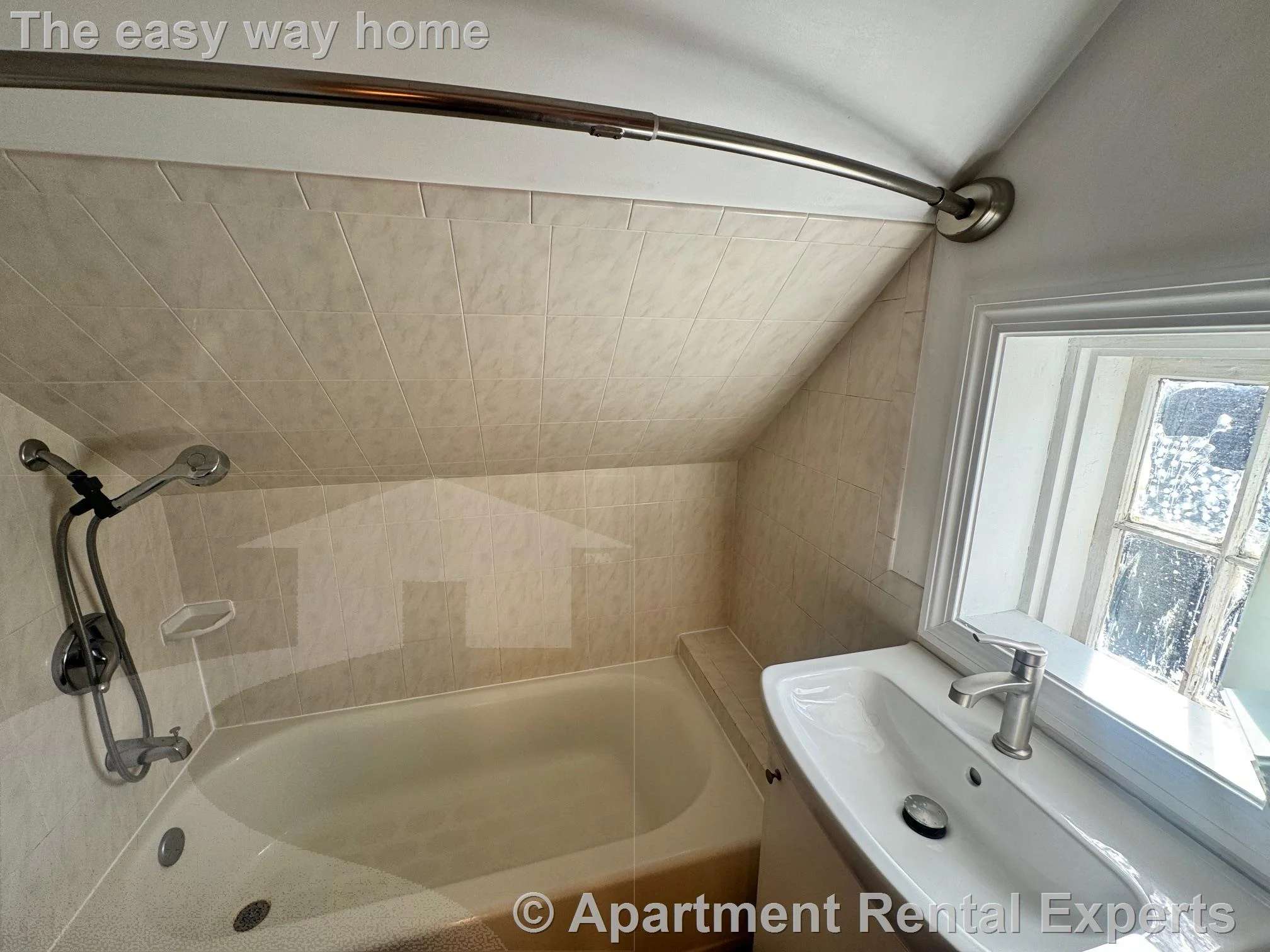 8 Allen St, Porter Square