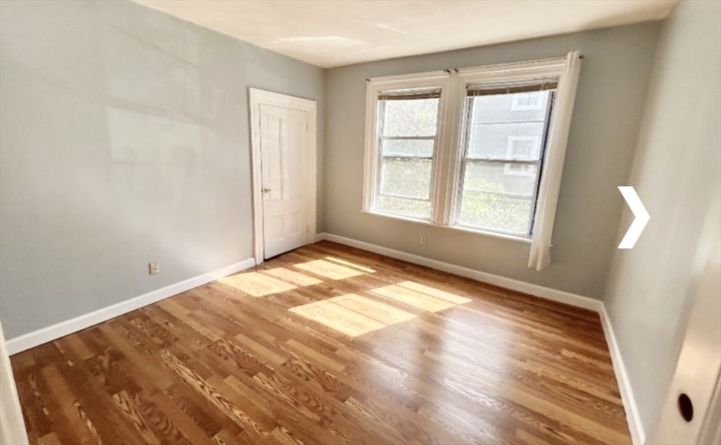 926 Walnut St, Newton Highlands