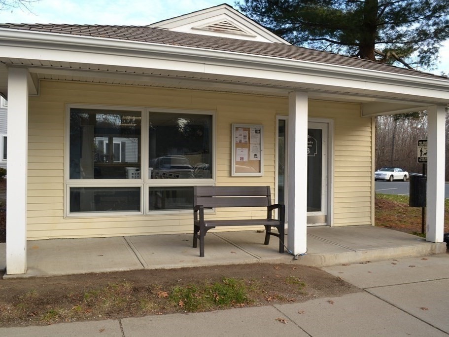 52 Village Brook Ln, Natick