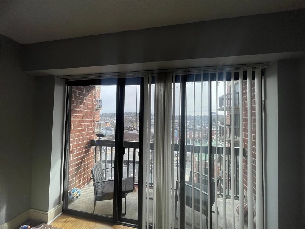 15 North Beacon Rd, Allston