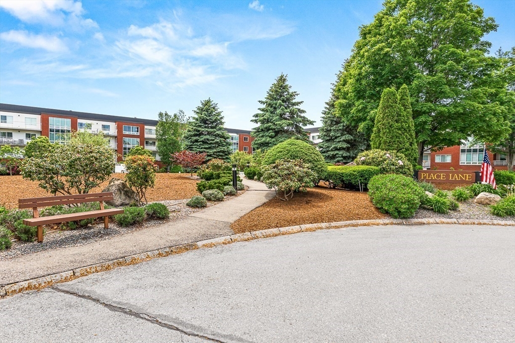 100 Place Lane Condominiums, Woburn