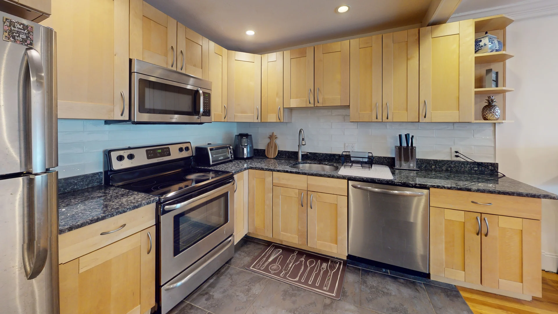 121 Tremont St, Brighton