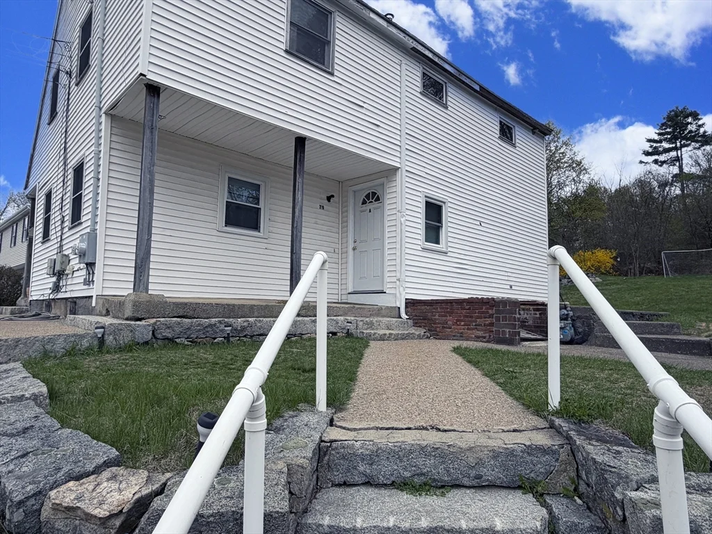 79 N Main St, North Bellingham