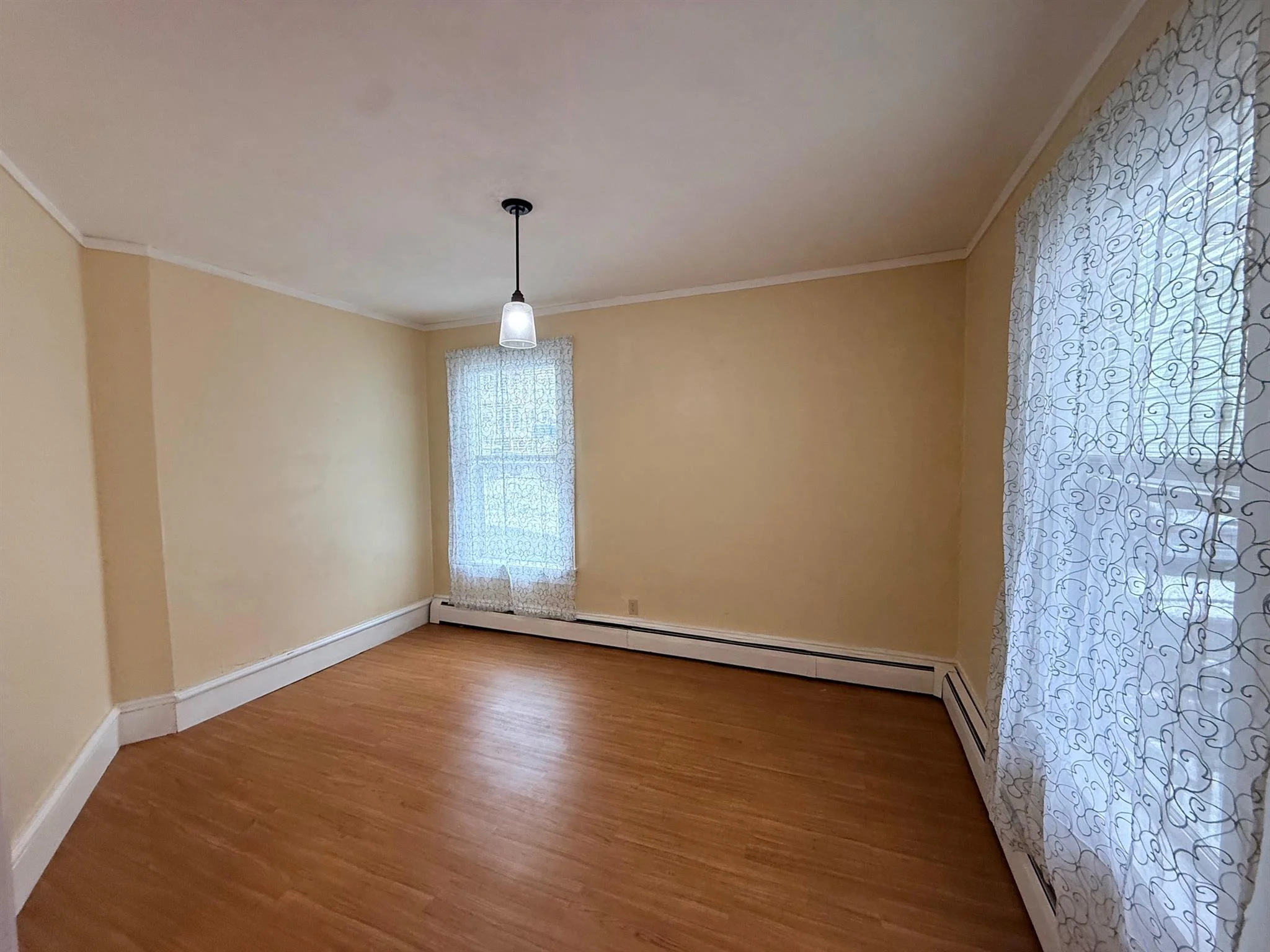 15 Laurel St, Ward Two