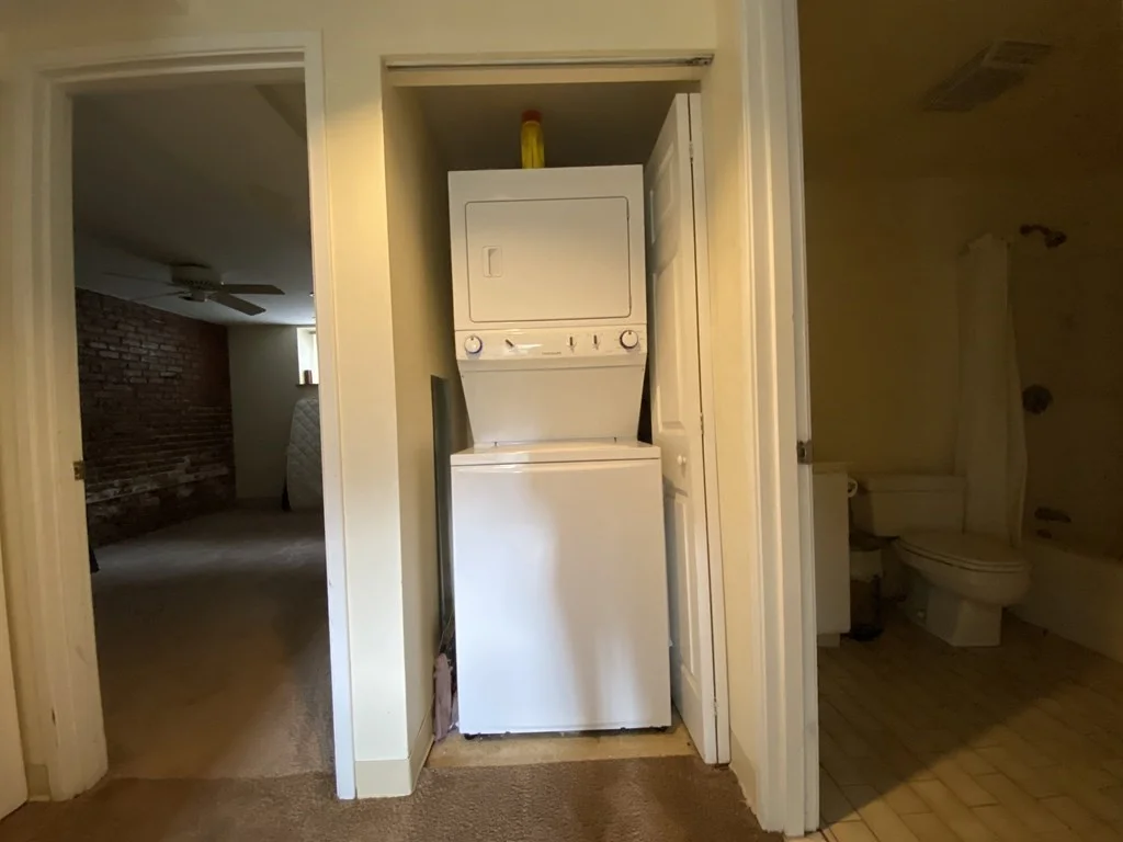 108 Gainsborough St, Fenway