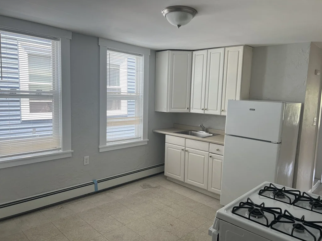 27 Warren Ave, Malden