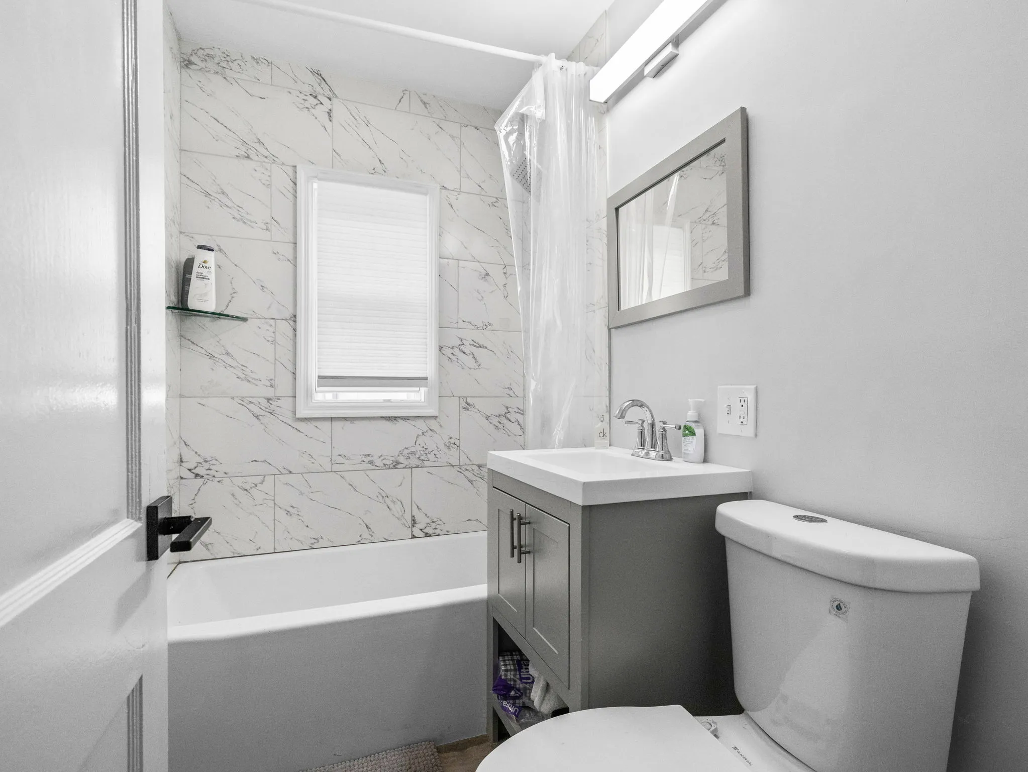 256 Main St, South Medford