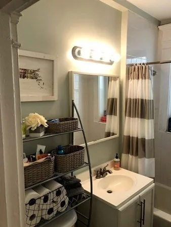 8 Garrison St, Back Bay