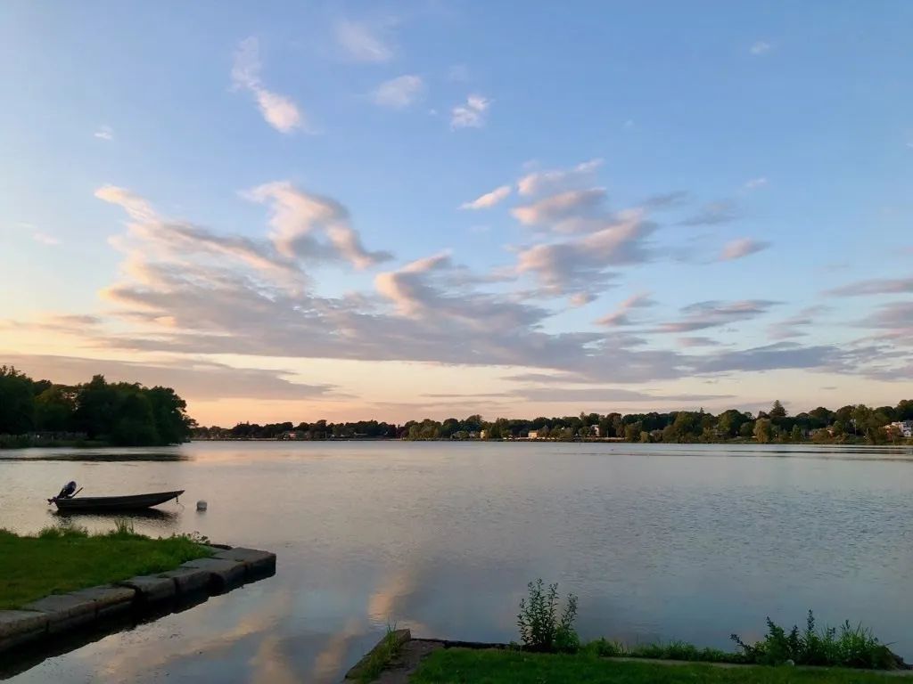 15 Sycamore Rd, Montrose