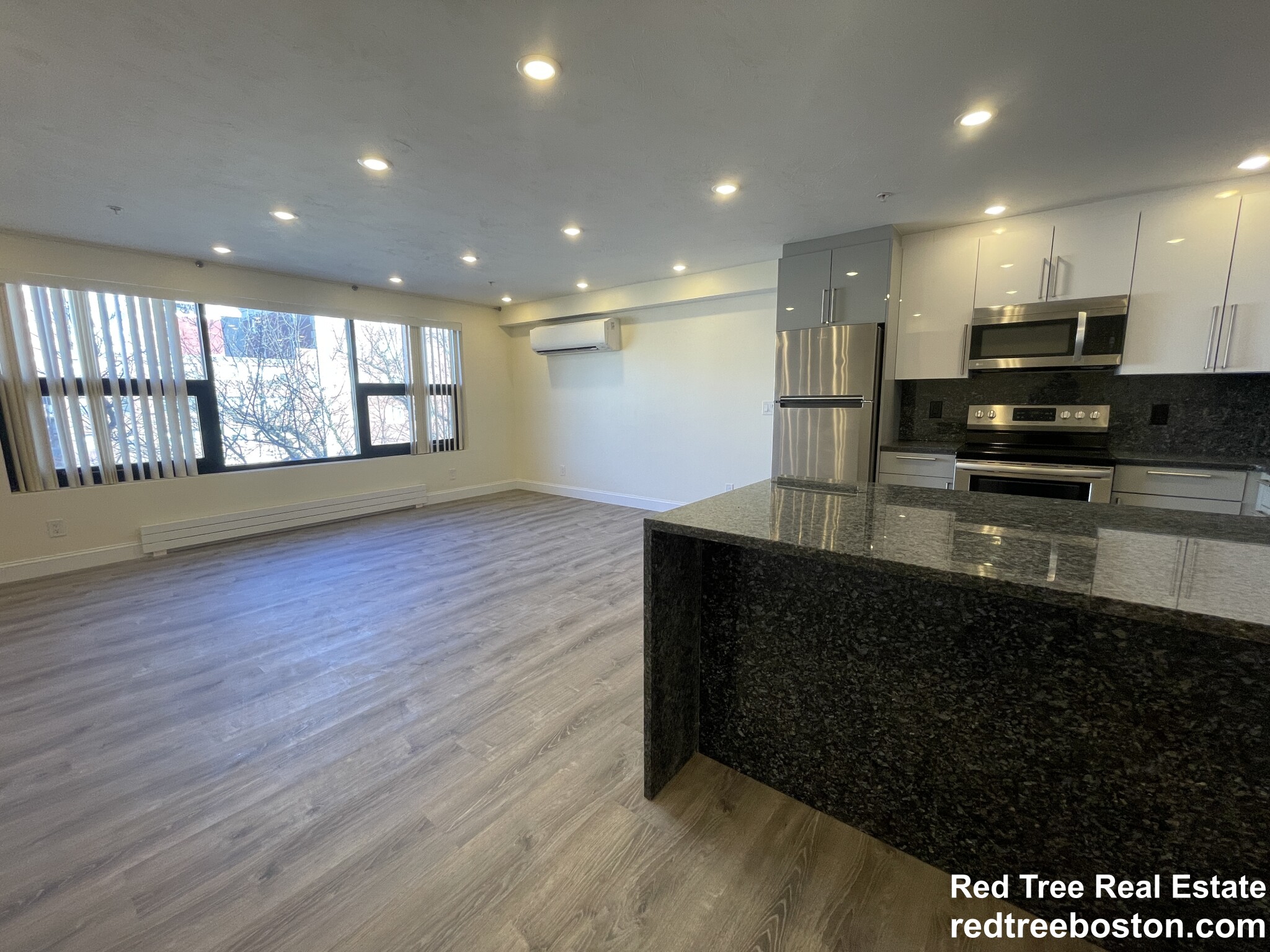 1028 Commonwealth Ave, Boston