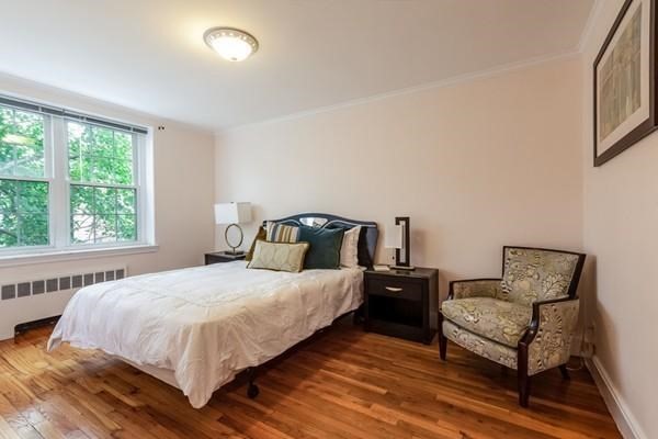 21 Englewood Ave, Corey Hill