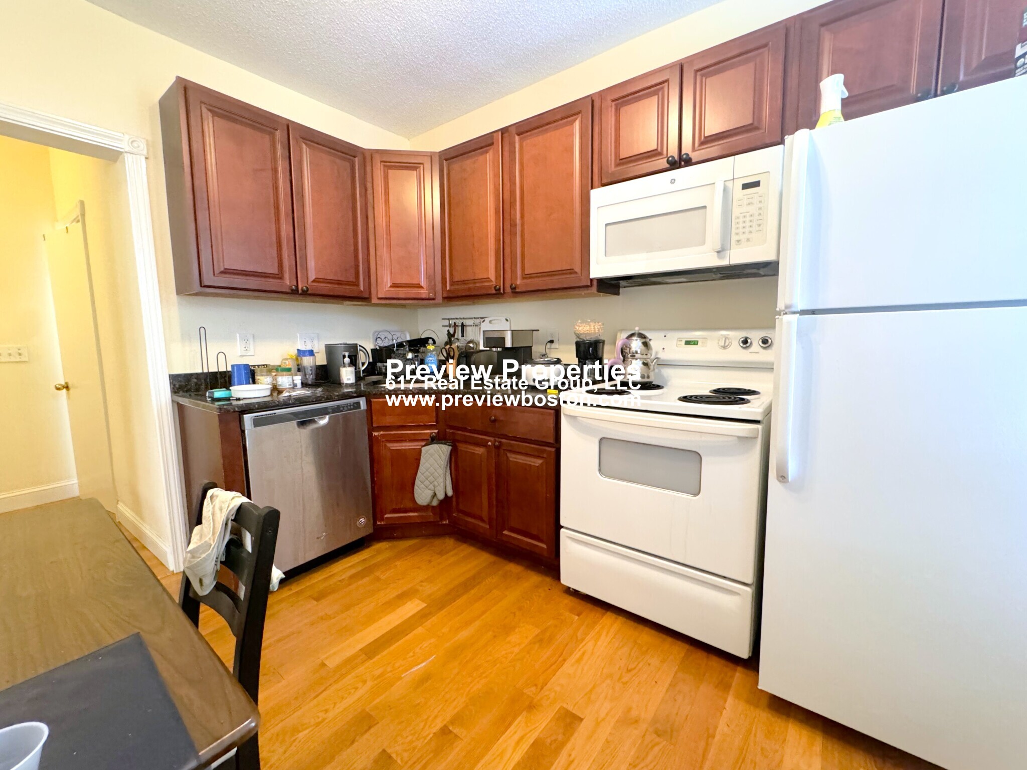 14 Leverett St, Boylston Street