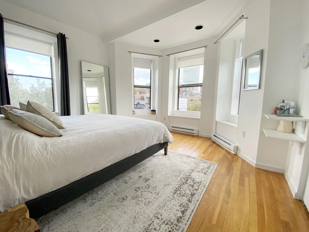 363 Marlborough St, Back Bay