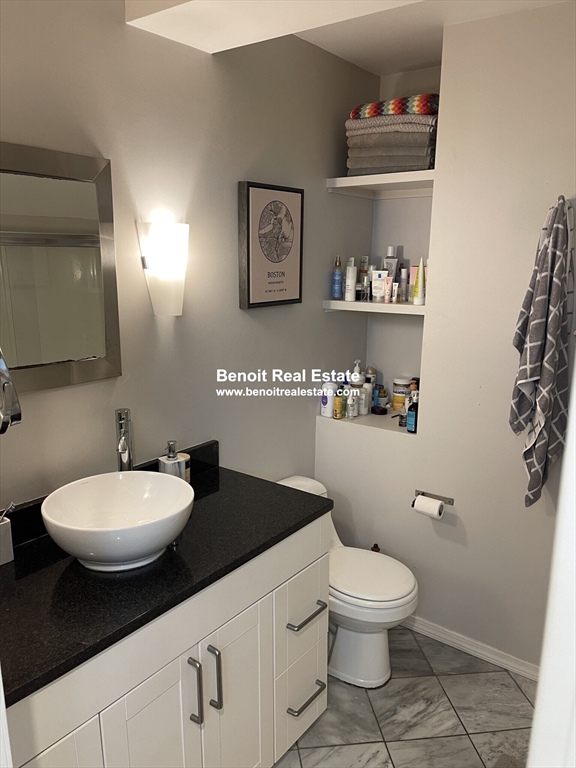 111 Woodstock St, West Somerville