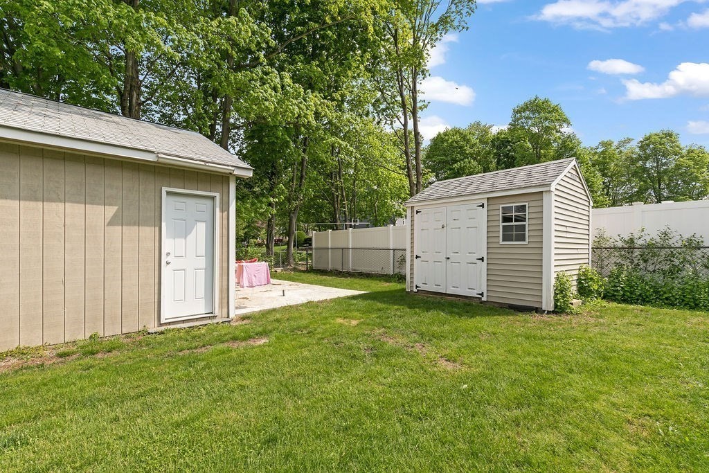 10 Cottage St, Attleboro Falls