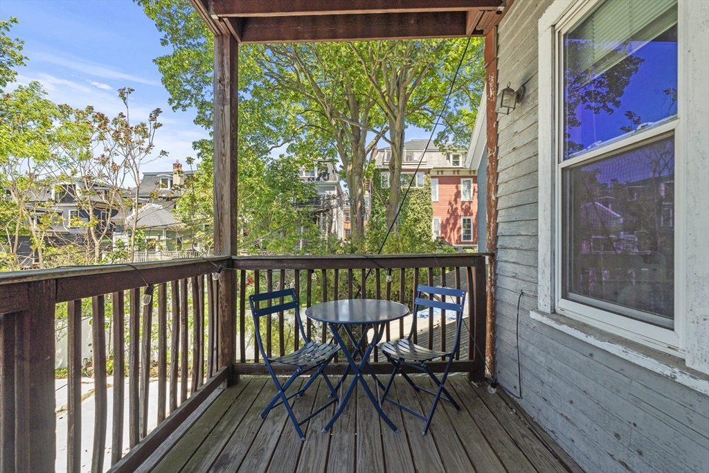 87 M St, South Boston